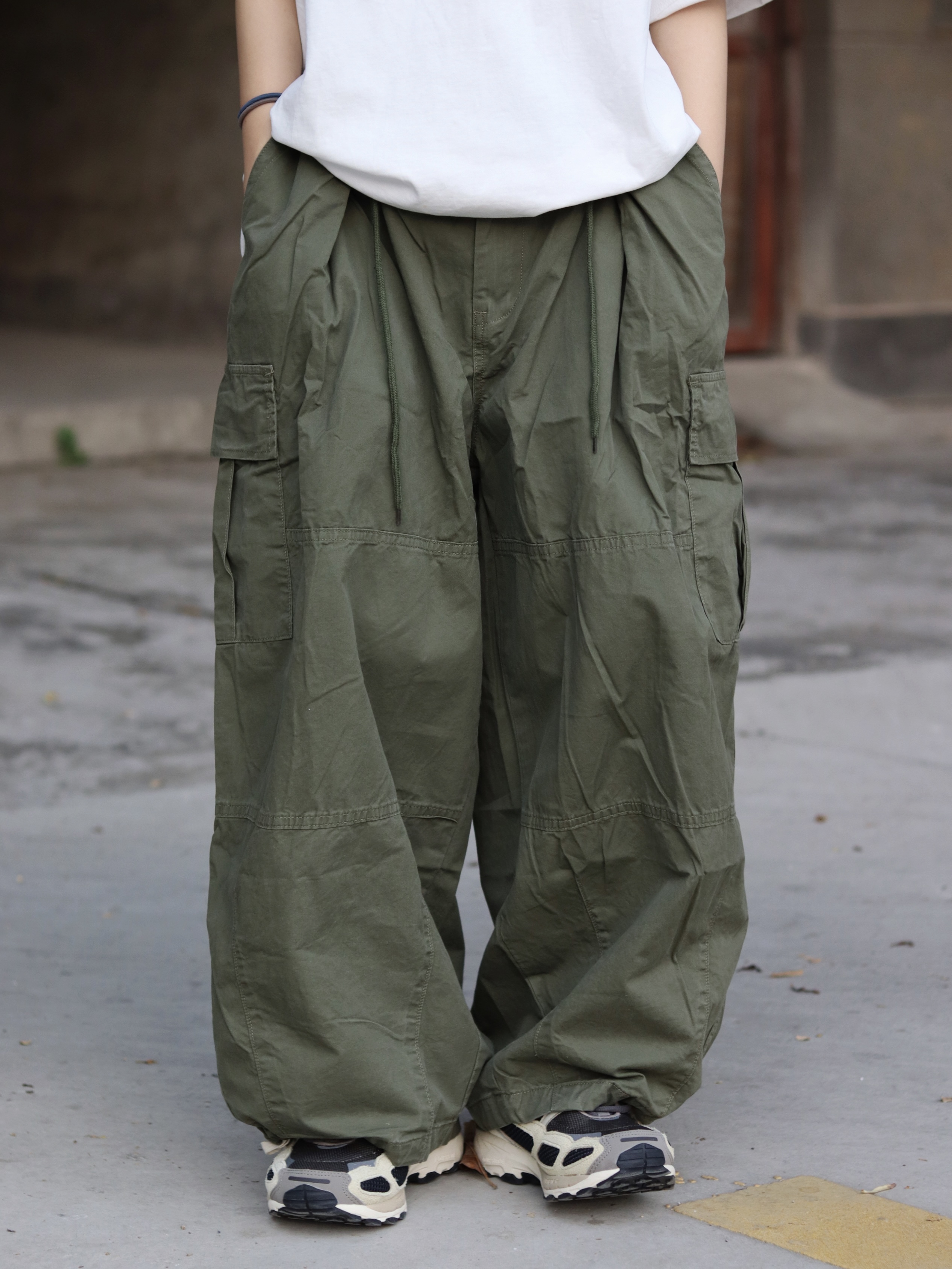 抽绳束脚阔腿长裤