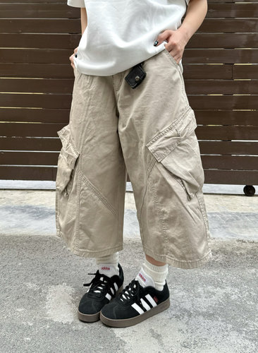 复古大口袋褶皱感七分裤
