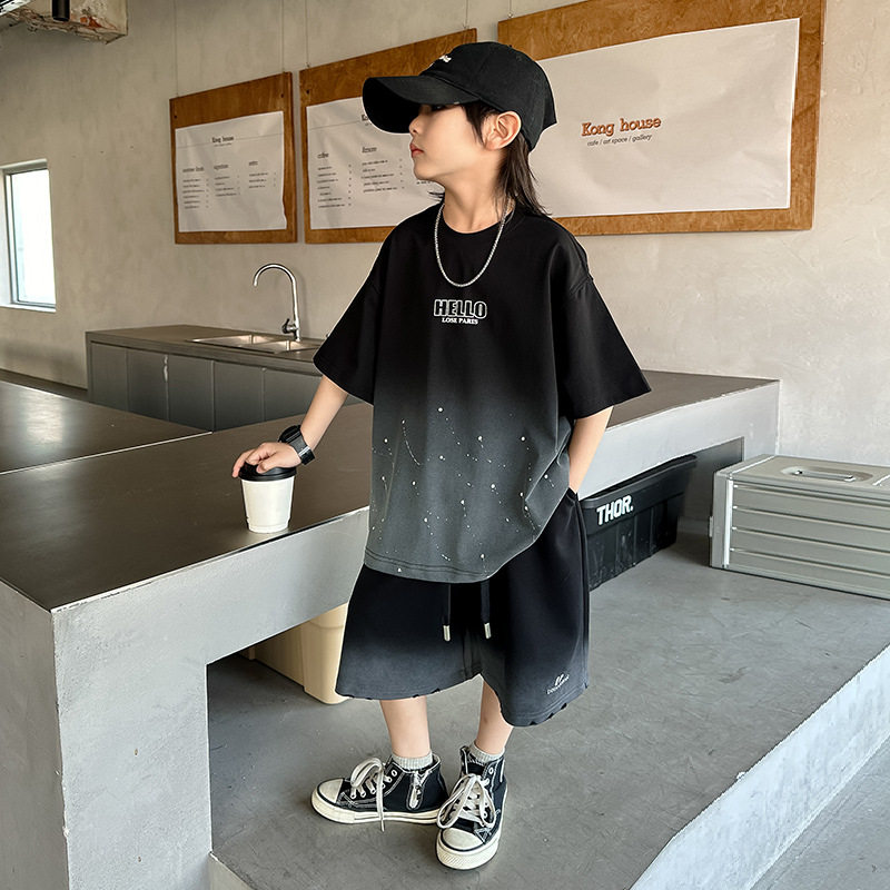 男童夏季满天星短袖短裤套装图片