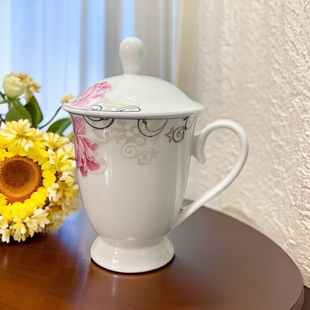 轻奢陶瓷茶杯带盖家用耐热水杯办公会议接待杯子高档马克杯喝水杯