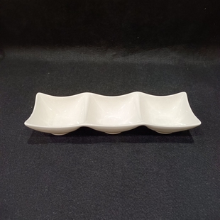 纯白调料碟陶瓷调料味碟子三格碟多格深碟酱醋碟店家用白瓷小碟