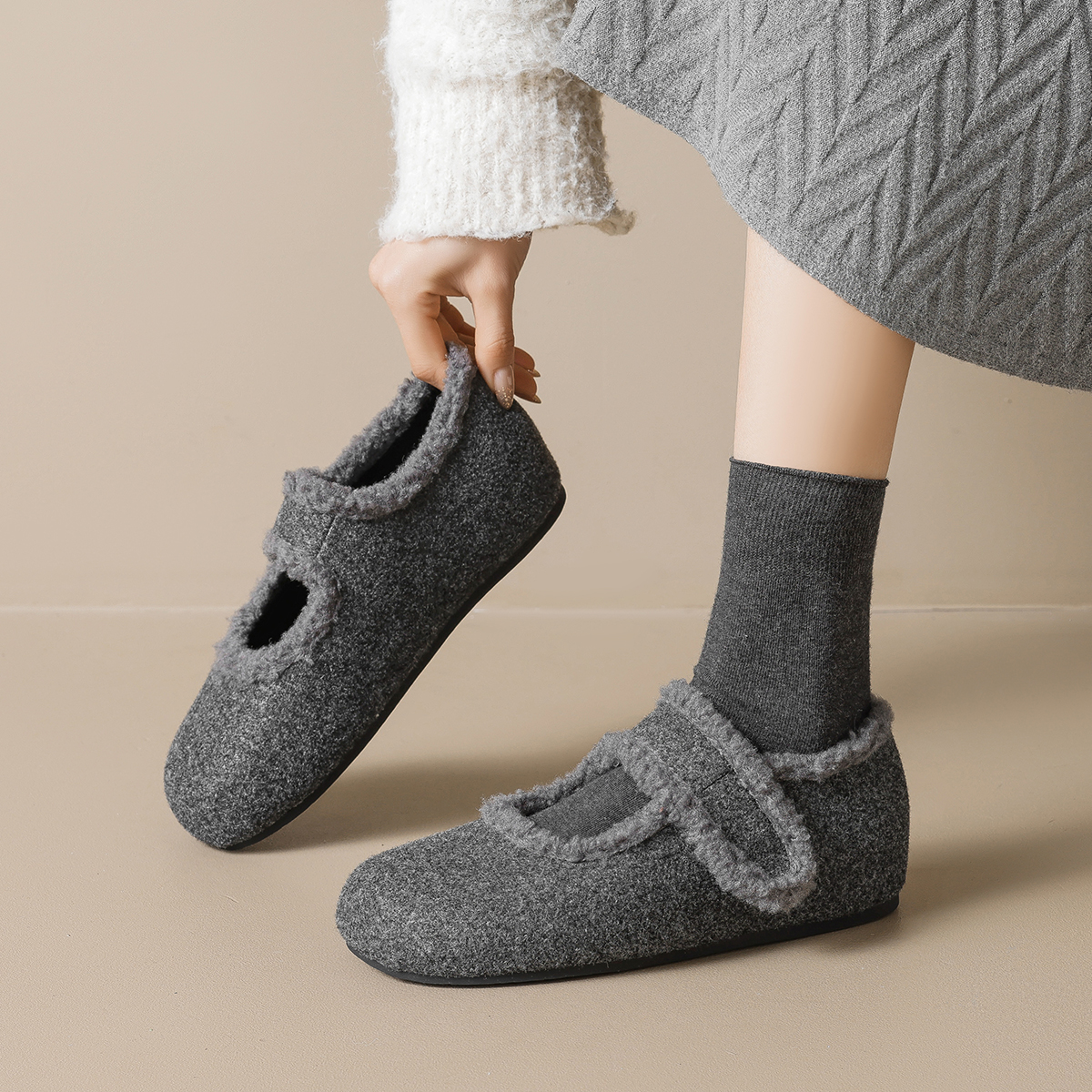 内增高毛绒玛丽珍鞋女毛呢外穿保暖单鞋毛毛鞋女厚底加绒棉鞋