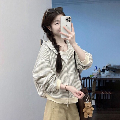 大码美式复古条纹开衫连帽卫衣女秋冬季新款宽松设计感情侣外套潮