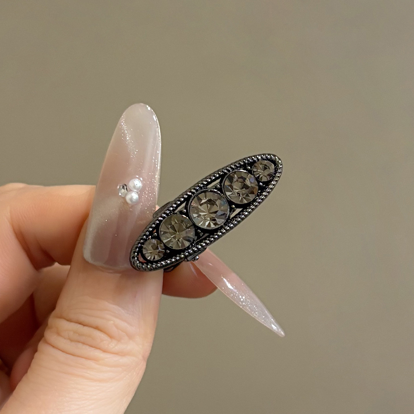 椭圆水钻前额刘海一字侧边夹碎发夹子头饰头发卡女鸭嘴夹妈妈气质,饰品/流行首饰/时尚饰品新,发饰,淘宝优惠券,粉丝福利购,淘宝优惠卷