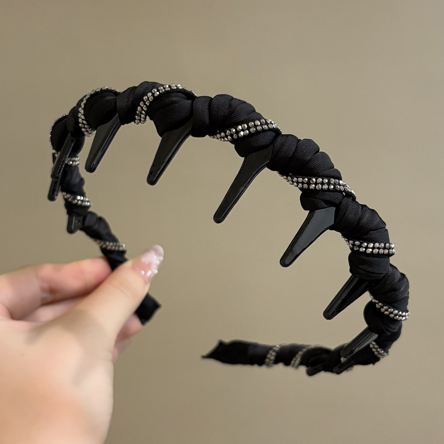 带齿梳蓬松发箍女倒梳头箍压发卡发捆头饰发旅高颅顶气质精致水钻