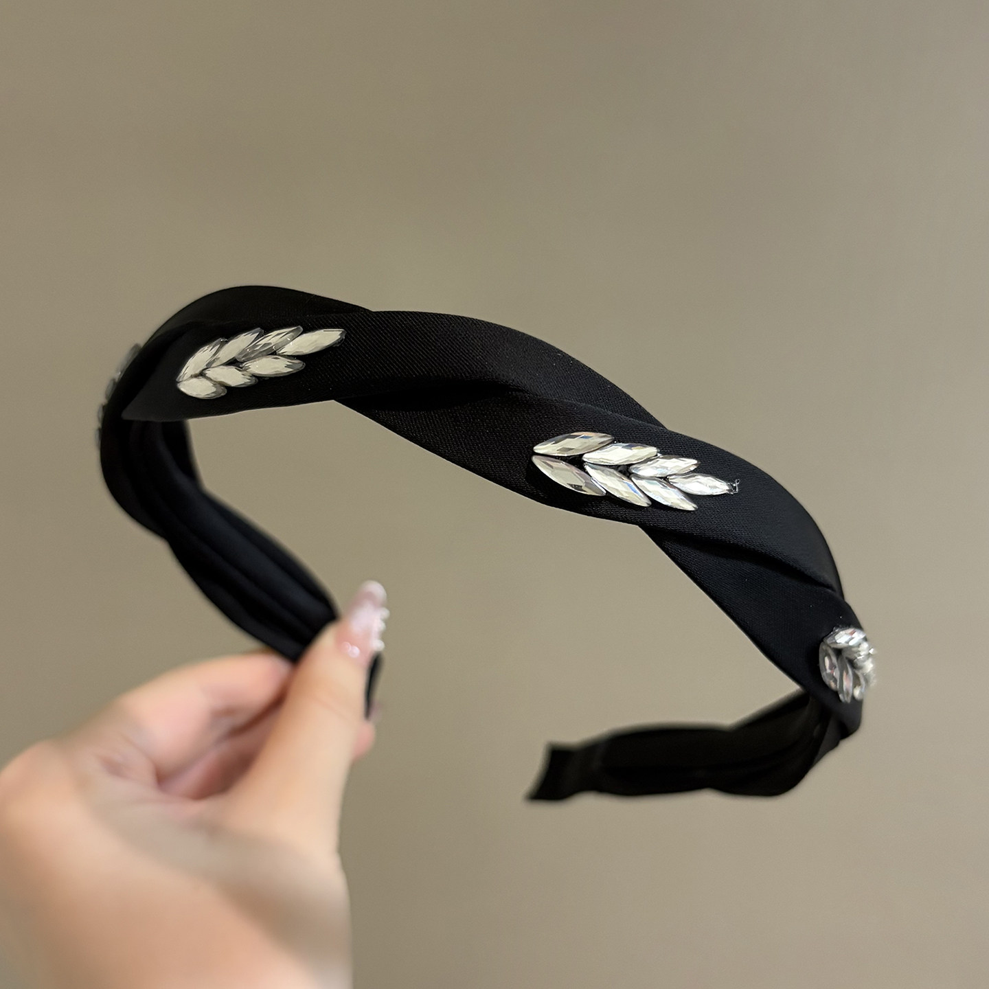 2025新款仿水晶树叶发箍女头箍压发卡发捆头饰发旅气质高级感麻花