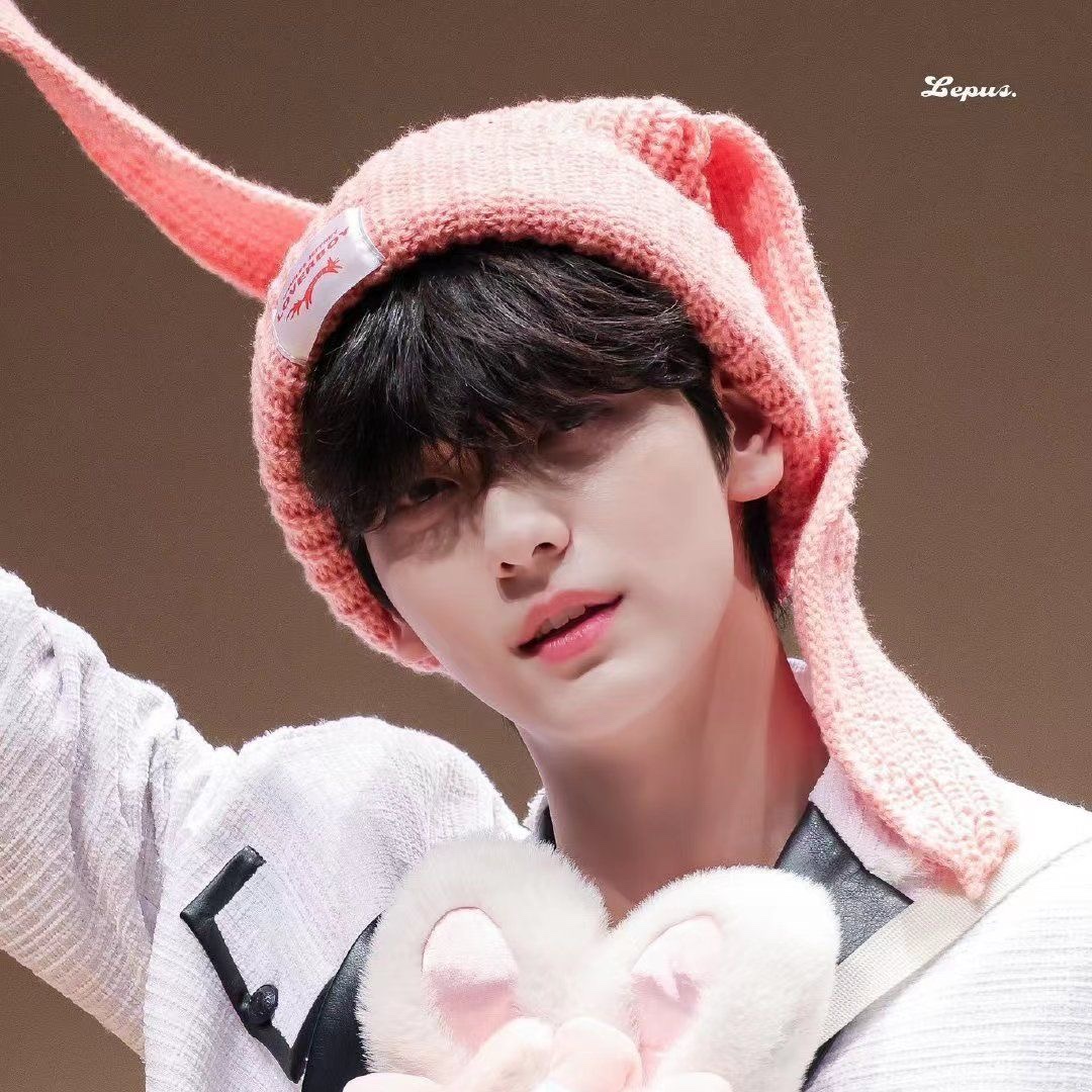 TXT崔然竣同款小众个性兔耳朵毛线帽秋冬季护耳保暖针织帽子女
