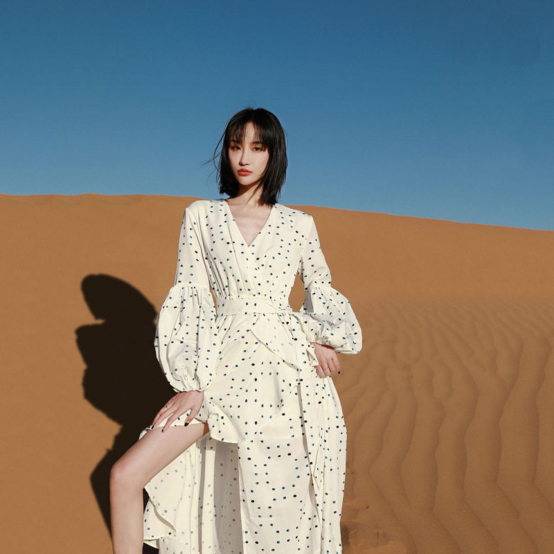 早春新款女装2025大裙摆长款度假a字裙连衣裙海边仙女长裙f339