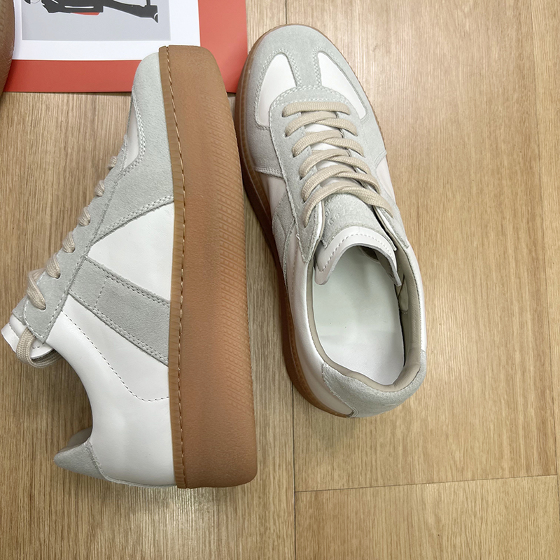 强烈推荐！台湾版 马*拉厚底德训 0磨合 可暴走巨舒适 牛皮休闲鞋