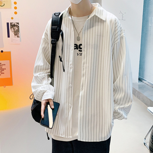 2023港风秋季男韩版宽松条纹长袖衬衫潮 白色 C40-P40控58元图片