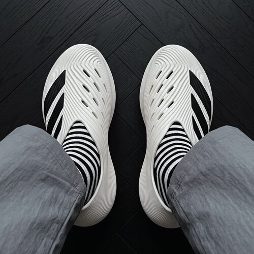 Adidas阿迪达斯 Purechill 回弹防滑 生活休闲鞋 男女同款 HQ2950