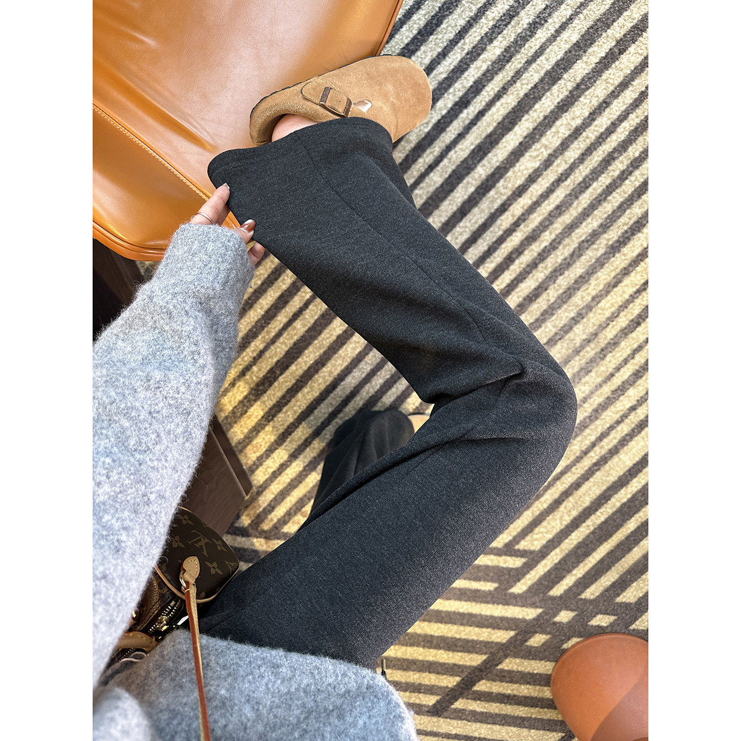 显瘦天花板！~lu系深色微喇叭休闲裤女秋冬新加绒高腰垂感长裤子,女装/女士精品,休闲裤,淘宝优惠券,粉丝福利购,淘宝优惠卷