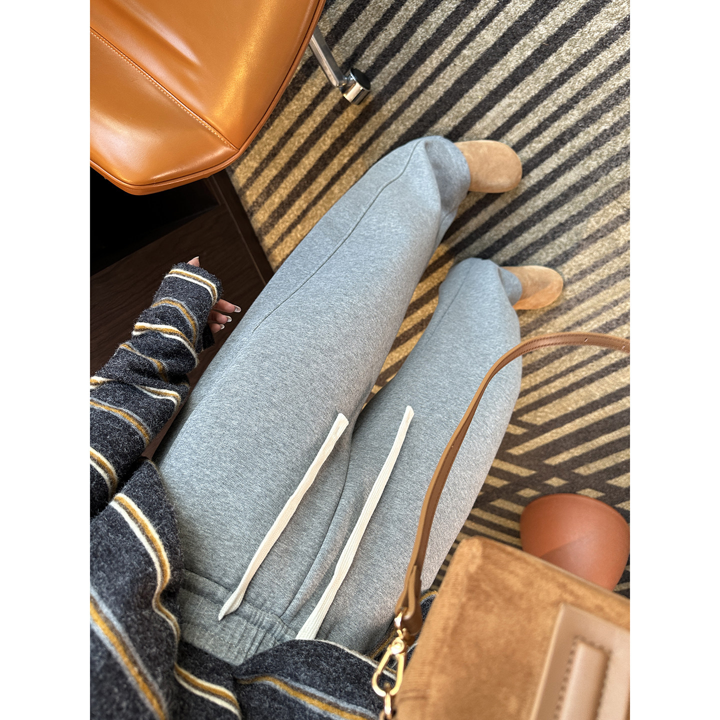 裤型巨遮肉！~米尼绒香蕉休闲裤女秋冬高腰宽松阔腿加绒休闲裤长,女装/女士精品,休闲裤,淘宝优惠券,粉丝福利购,淘宝优惠卷