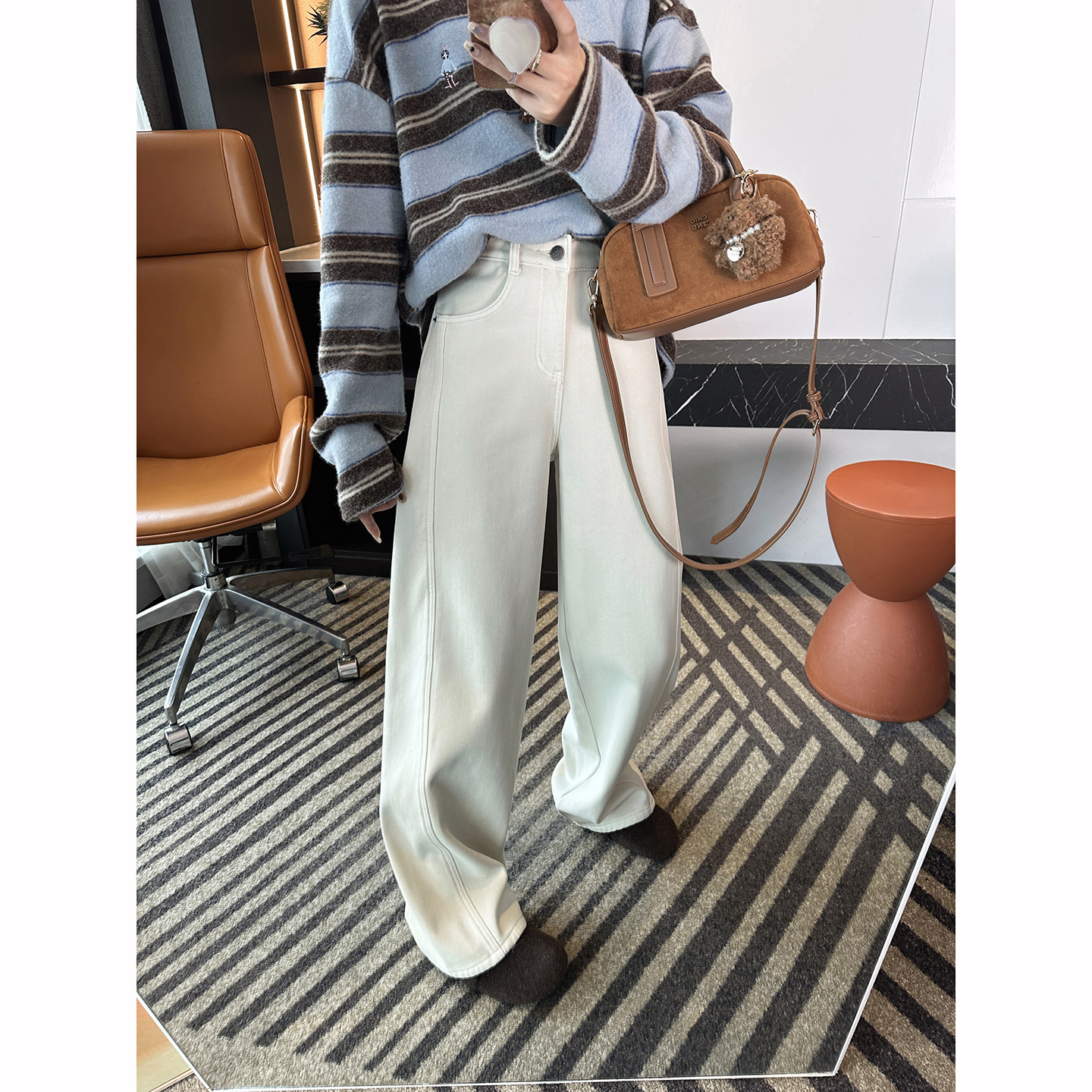 修饰任何腿型！弯刀阔腿牛仔裤女