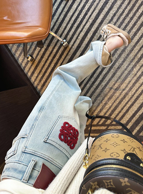 梨型必入！遮胯保暖加厚绒宽松牛仔裤子女2025秋冬新浅色阔腿长裤