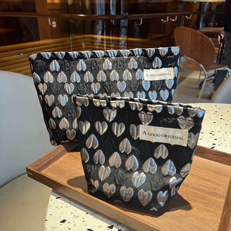 收纳整理ins小众便携化妆包