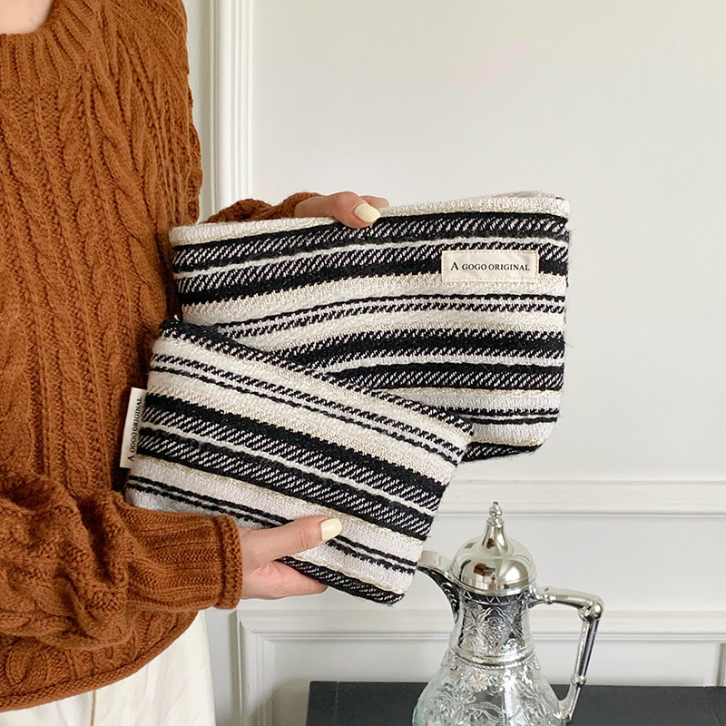 小方包条纹中气质便携化妆包