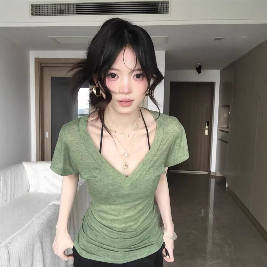 韩系纯欲V领短袖显瘦T恤女