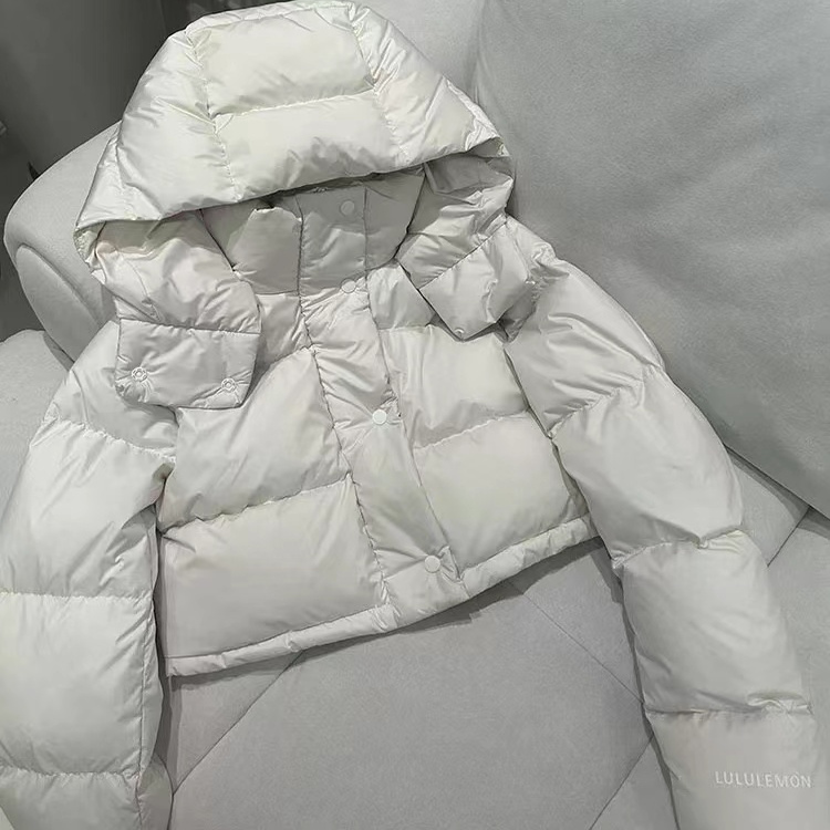 小个子御寒保暖羽绒服