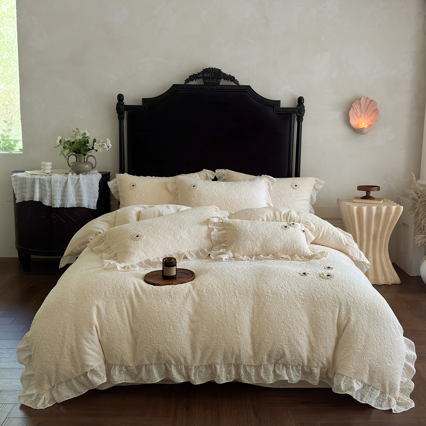 韩式花边蕾丝公主风雕花绒冬季加厚牛奶绒被套床单保暖床上四件套