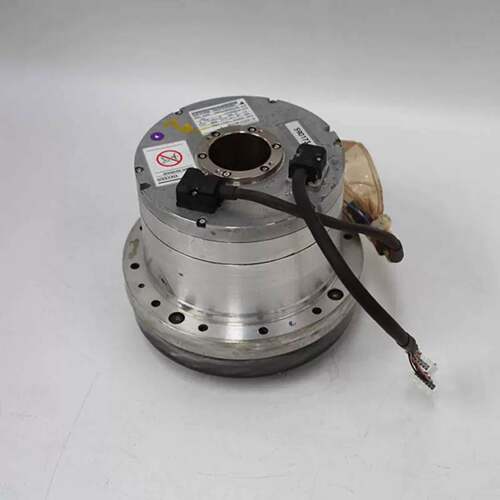 可议价YASKAWA SGAGS-112FA7-YR42 Motor