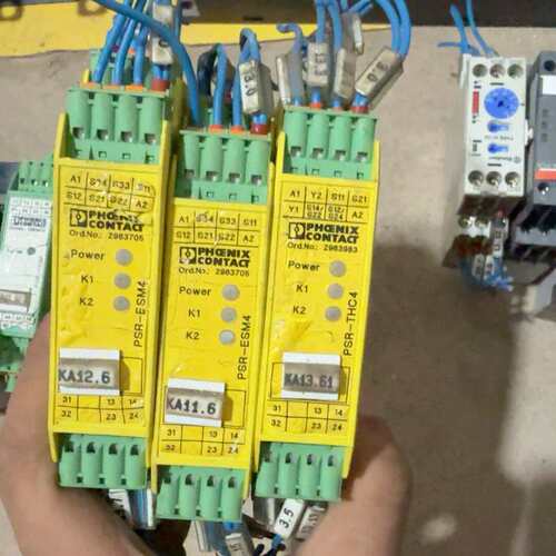 议价PSR-ESM4安全继电器，型号2963705，可维修