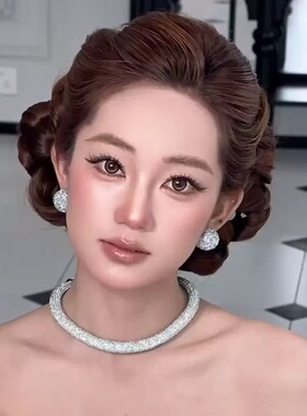 新娘轻奢水钻项链耳环套装