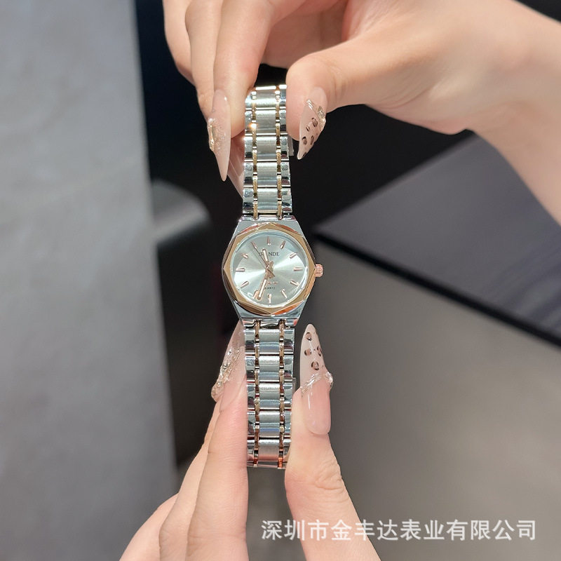 歌浪迪新款时尚女士防水石英手表图片