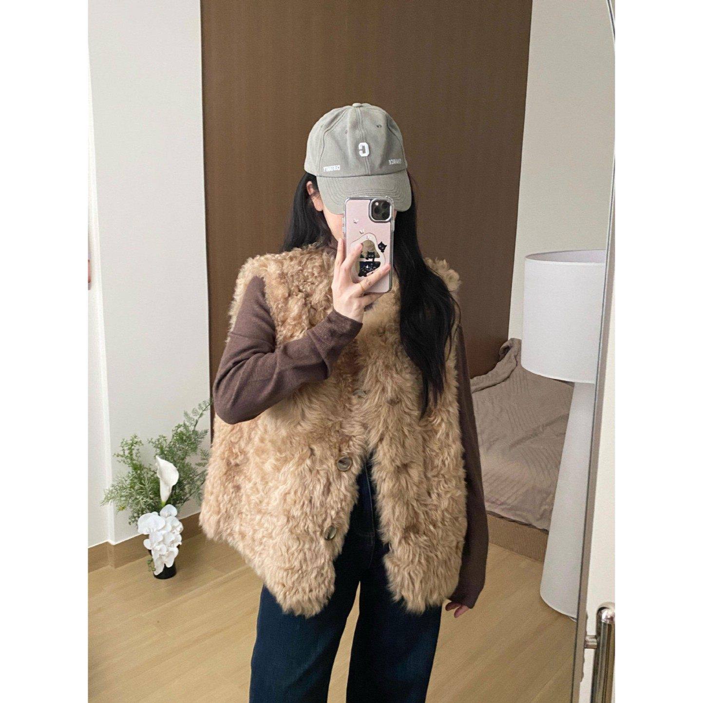 福大大福欧尼马甲女2025秋冬新款韩系皮毛一体外套毛绒马夹背心