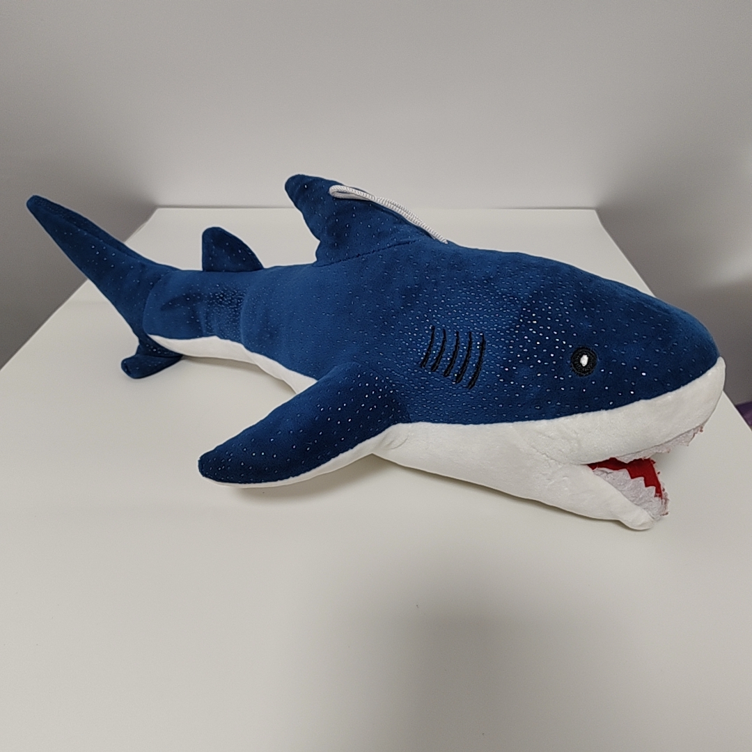 全新毛绒玩具公仔蓝色鲨鱼儿童节生日礼物高46厘米