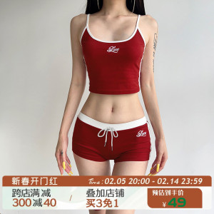 ROCKMORE【美式休闲】撞色字母印花运动套装 修身短吊带+低腰短裤