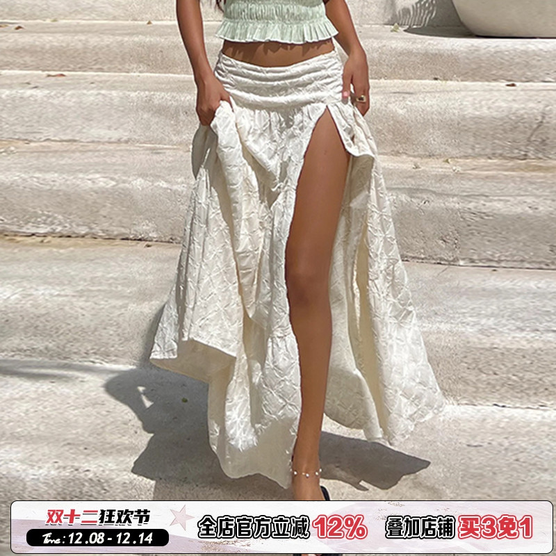 米白色肌理特色开叉长裙