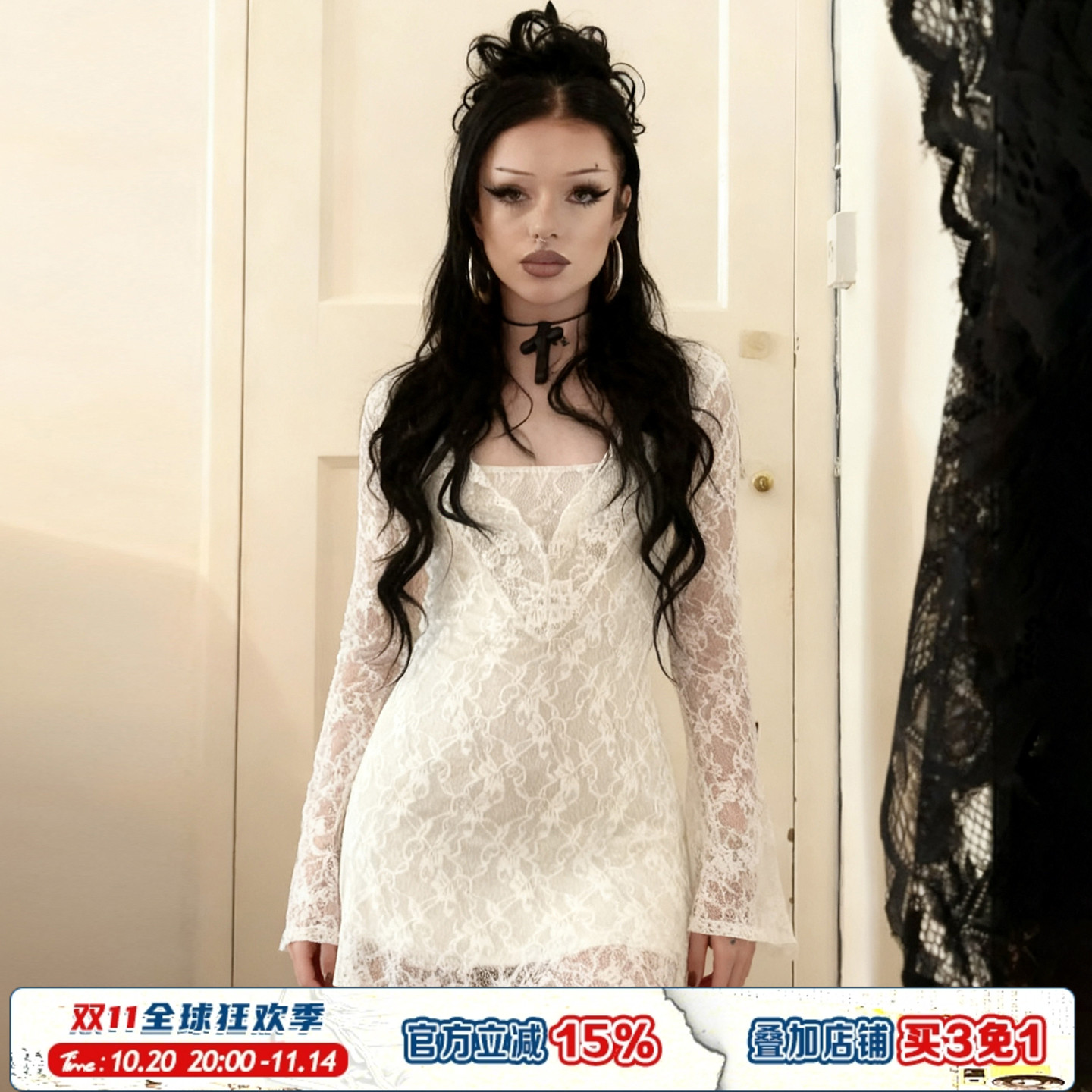 白色蕾丝提花拼接假两件连衣裙