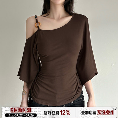 单肩串珠吊带蝙蝠袖棕色上衣