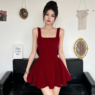 ROCKMORE 红色露背蝴蝶结丝绒公主裙性感辣妹收腰背心裙 泰兰德