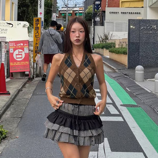 叠穿毛织上衣 复古格纹露背挂脖V领马甲背心 ROCKMORE 韩星同款