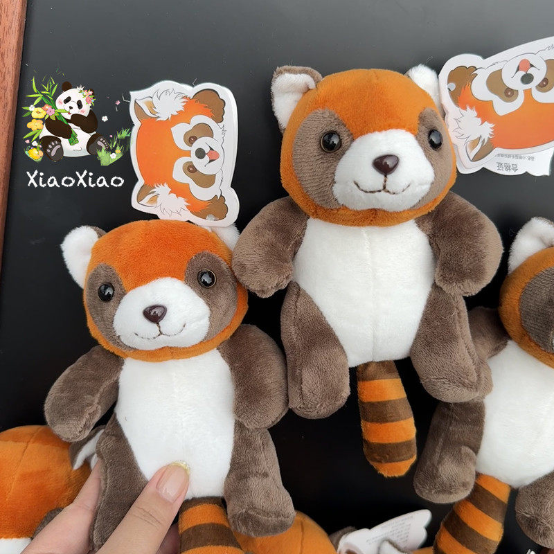 卡通可爱小熊猫坐姿冰箱贴 有磁性吸贴毛绒小熊猫成都旅游纪念品