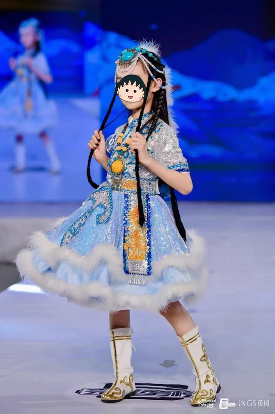 2023新款儿童洁白的哈达演出服女童藏族蒙古族舞蹈表演服装出租