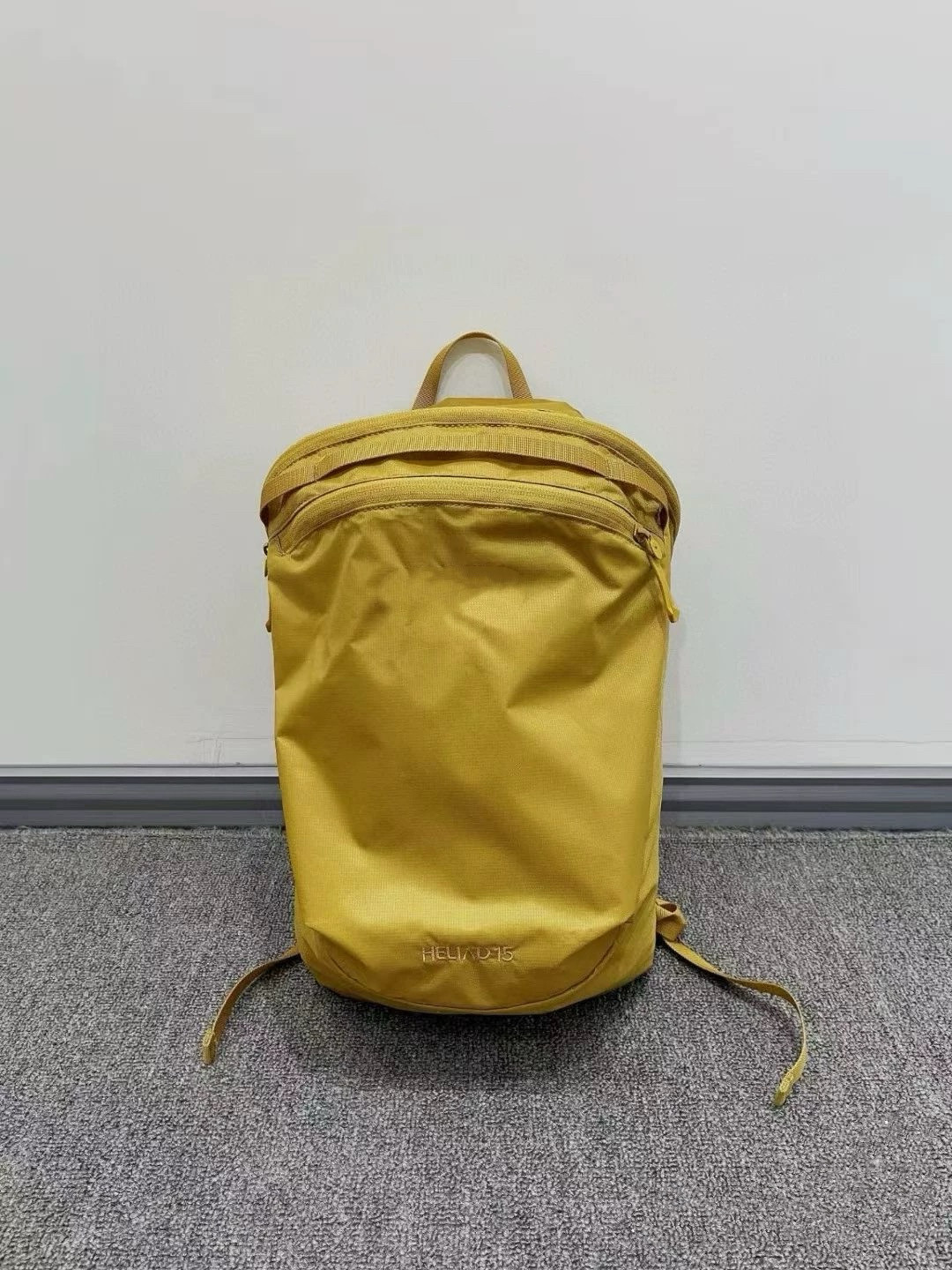 尼龙15L轻量双肩户外徒步防水背包可压缩双肩包男女通用户外运动