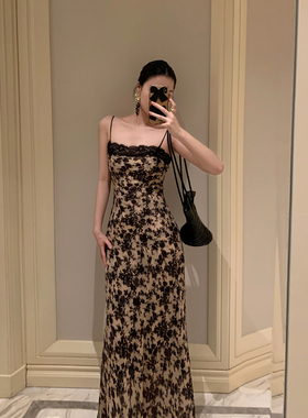 Middletone | 清野裙 45度斜裁印花雪纺蕾丝连衣裙复古度假吊带裙