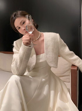 Middletone | 千金小香！收藏款羊毛小香女秋冬短款圆弧领外套