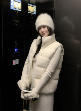 Middletone | 泡芙羽绒 仿羊羔毛立领羽绒马夹女冬季保暖无袖马甲