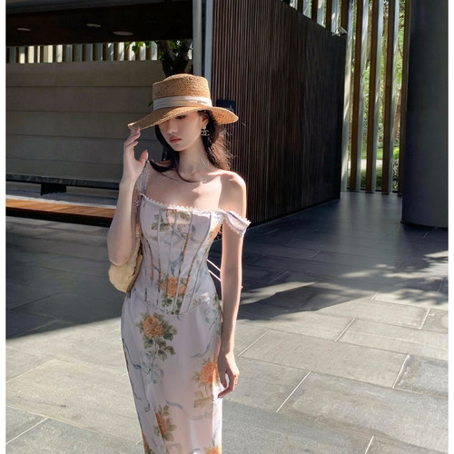 假两件鱼骨胸衣方领印花连衣裙女