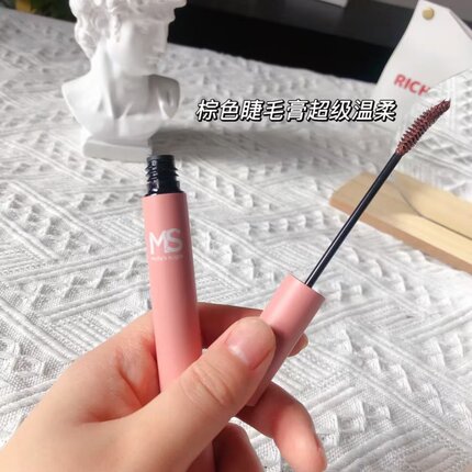 短睫星人秒变睫毛精 巨温柔棕色纤长睫毛膏 无惧出油持久不易晕染