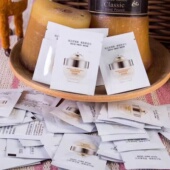 0.8微米毛孔 万物可搭 o家净透珍珠粉1g 10片小样美白控油