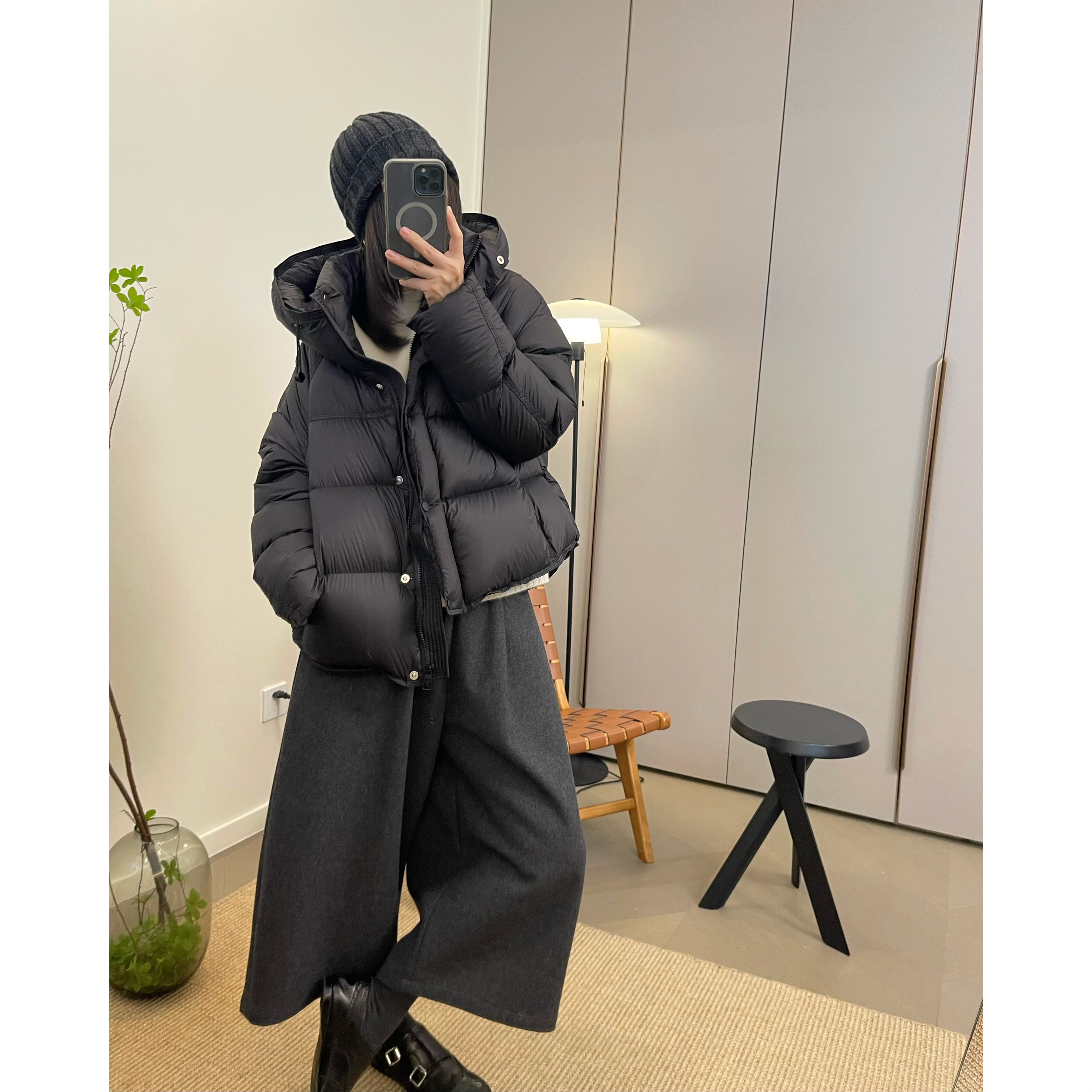 MKDesign 冬季新品 休闲基础经典不过时黑色连帽短款羽绒服