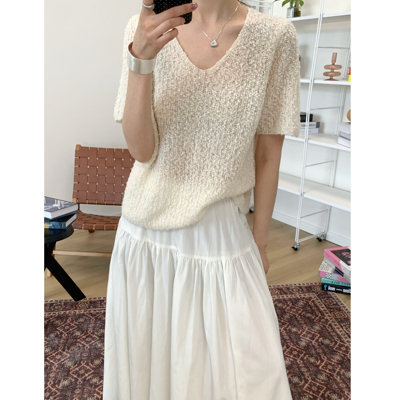MKDesign 夏季新品 温柔V领超薄羊毛豆豆纱套头短袖针织毛衣