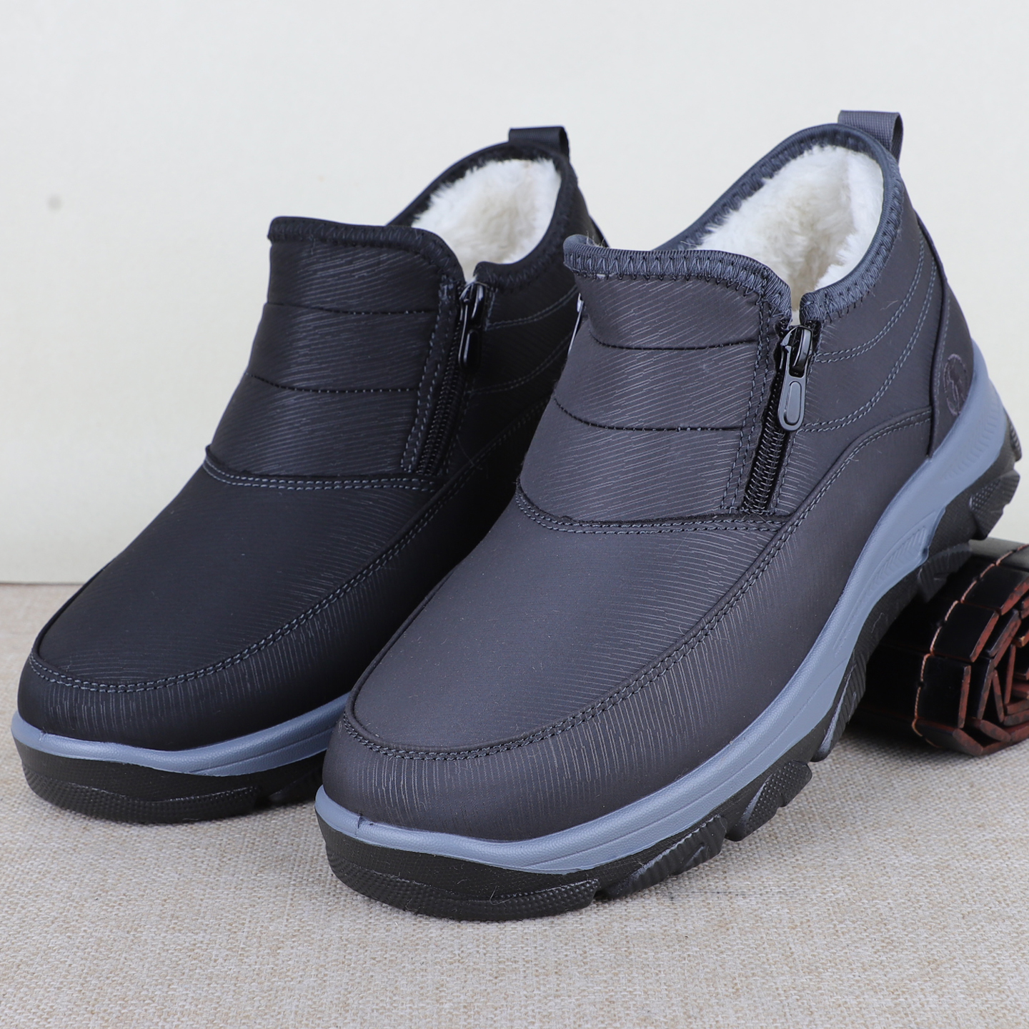 棉鞋男款冬季老北京爸爸保暖鞋加绒加厚素面简约老人防滑防寒休闲