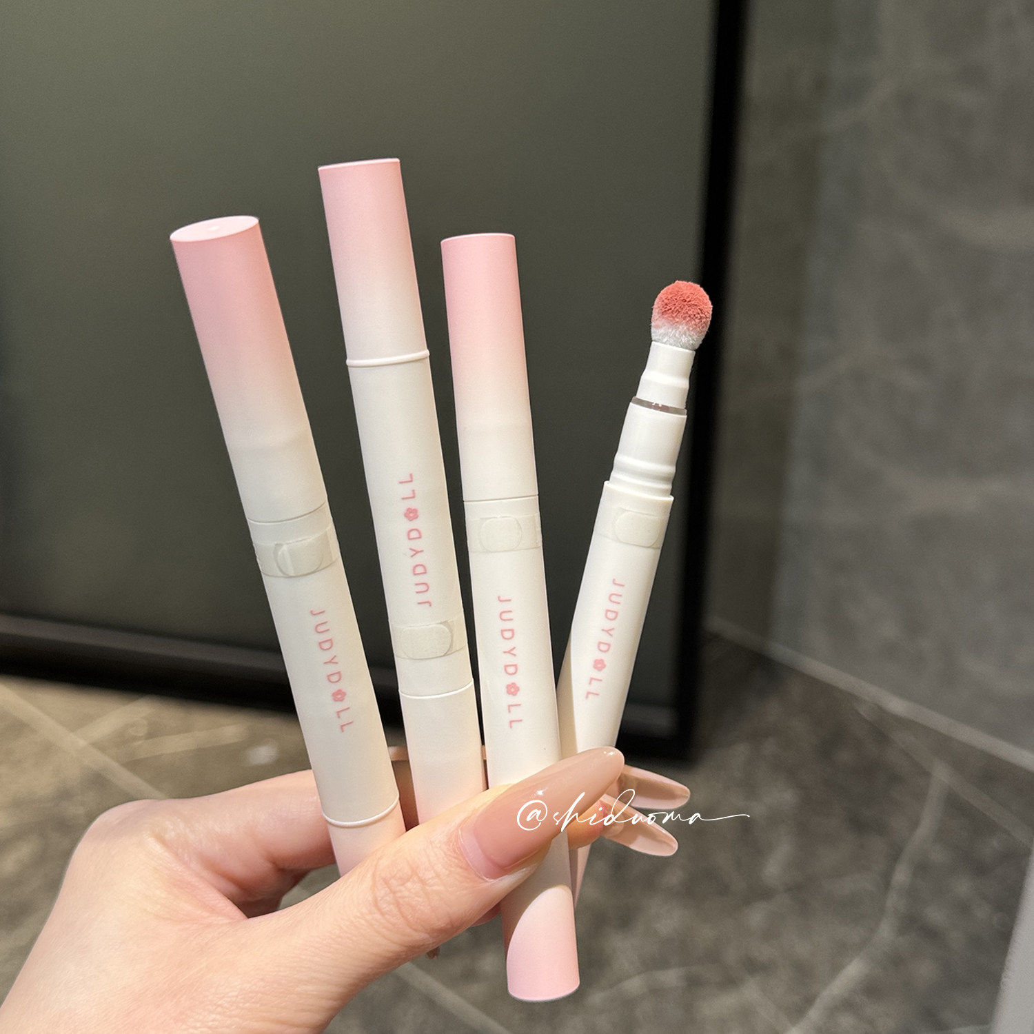 一晕绒雾唇！橘朵新唇粉霜秋冬唇霜口红唇泥 保湿透气锁色不沾杯,彩妆/香水/美妆工具,唇彩/唇蜜/唇釉/唇泥/唇霜,淘宝优惠券,粉丝福利购,淘宝优惠卷