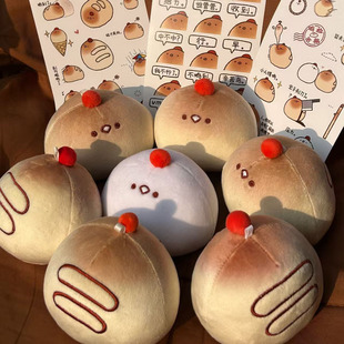 面包鸡。玩偶时候。